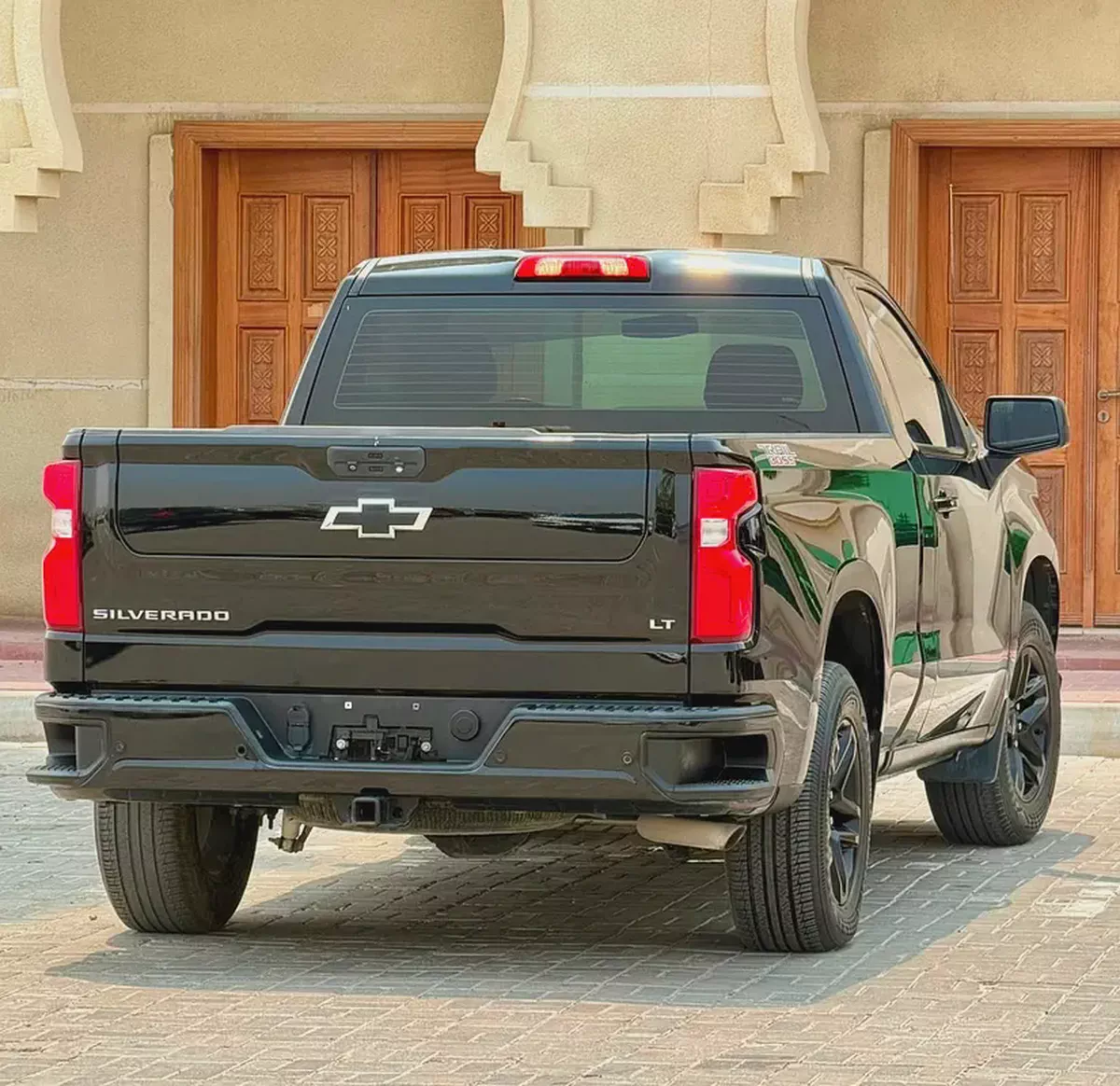 Chevrolet Silverado 2021 LT - GCC Specs - Excellent Condition-4-4