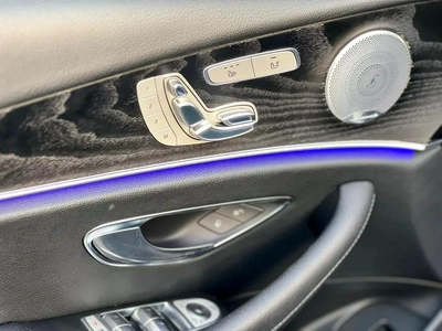 Mercedes benz E300 Model 2019-10