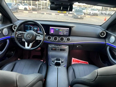 Mercedes benz E300 Model 2019-12