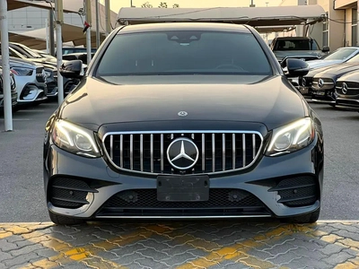 Mercedes benz E300 Model 2019-19