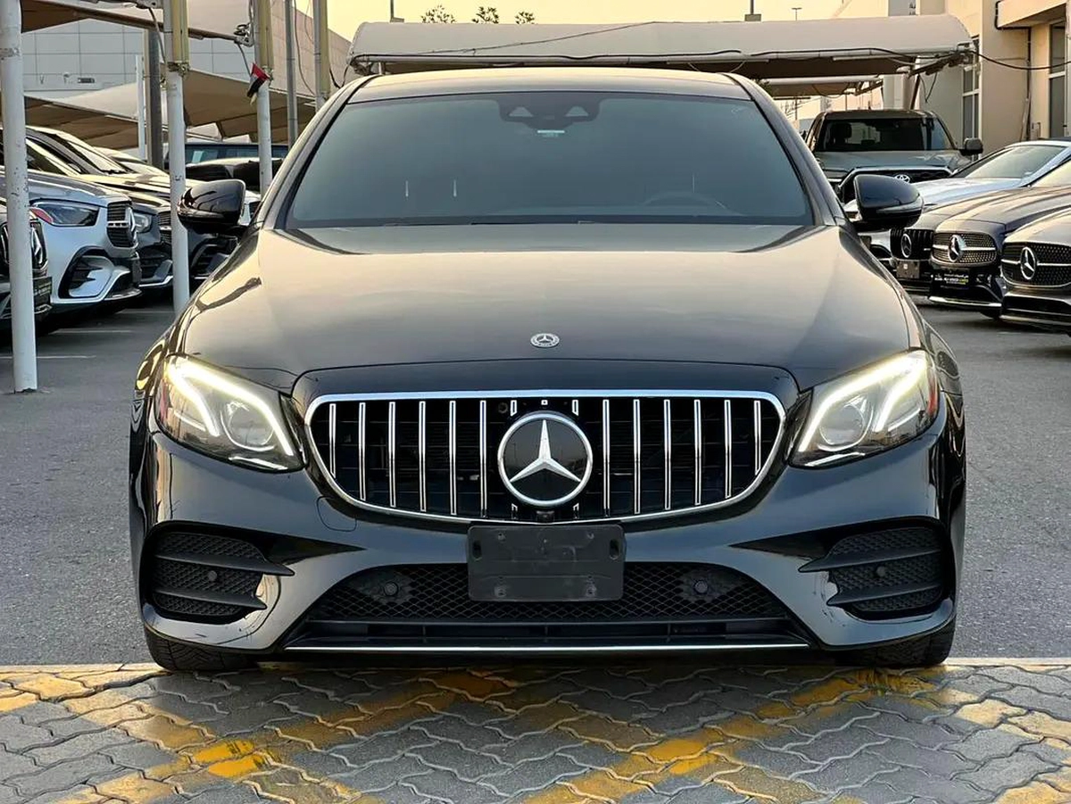 Mercedes benz E300 Model 2019-19-19