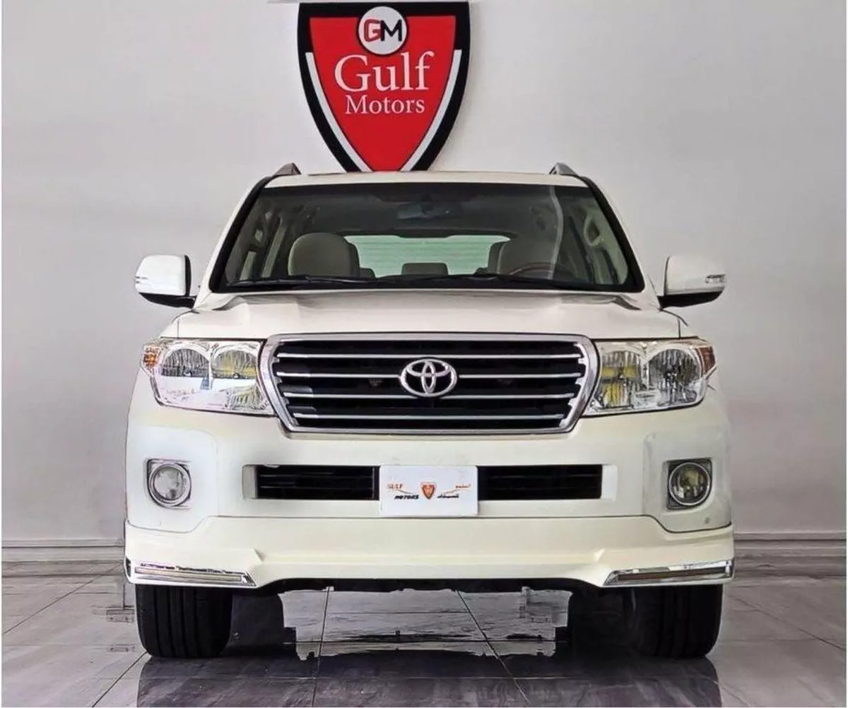 Toyota Land Cruiser GXR V6 4.6L-6CYL EXCELLENT CONDITION-1-0