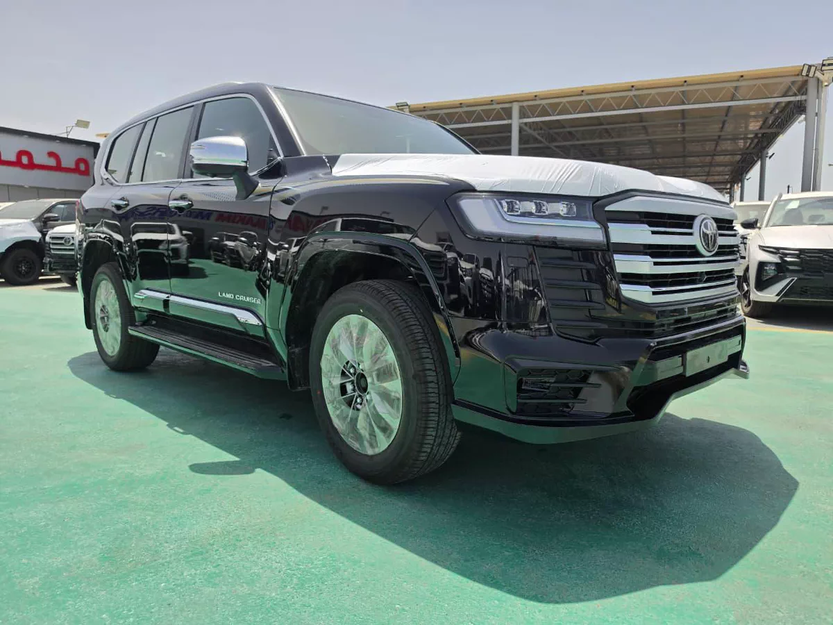 Toyota Land Cruiser LC300 GXR Limited 4.0L 2026-7-7