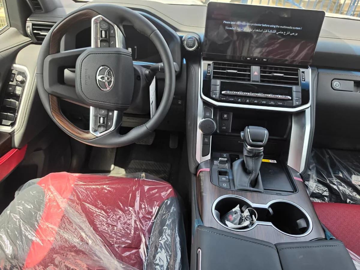 Toyota Land Cruiser LC300 GXR Limited 4.0L 2026-6-6