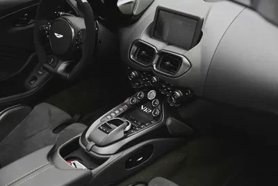 2023 ASTON MARTIN V12 VANTAGE-6