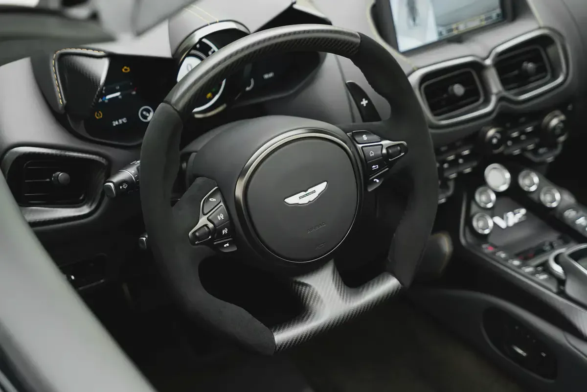 2023 ASTON MARTIN V12 VANTAGE-9-9