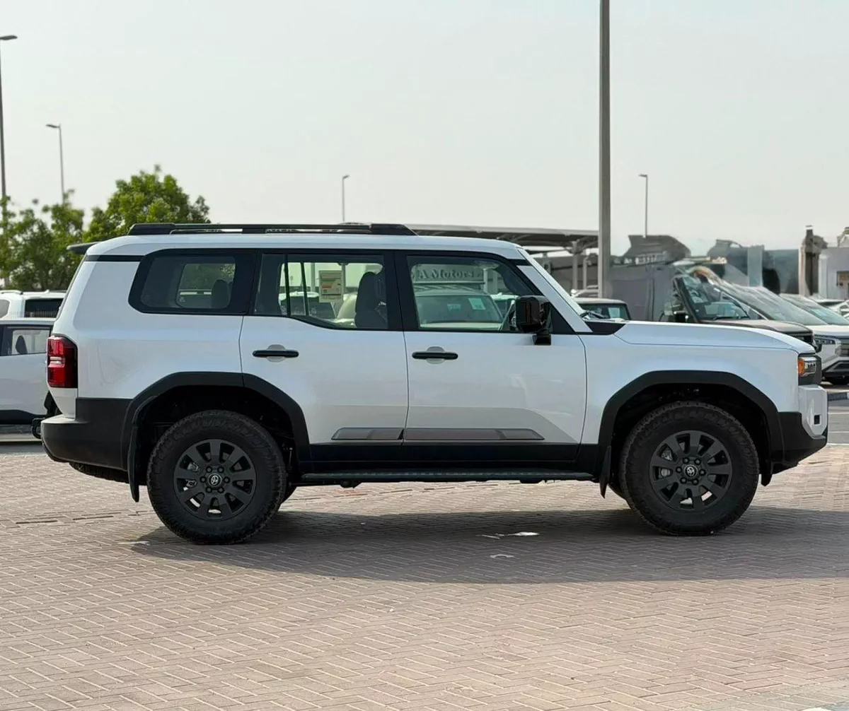 Toyota Prado TXR Toyota Prado 2.4 Petrol -WX  4 camera   Kuwait  Spec  Model 2026-4-0