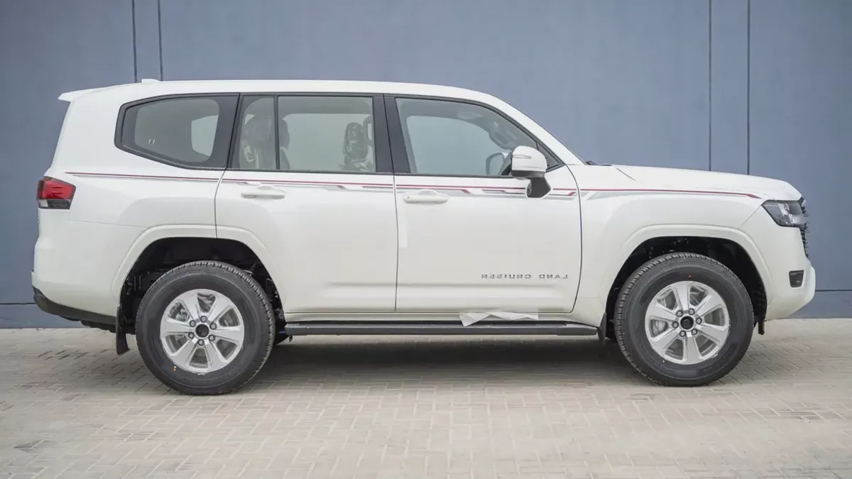 Toyota LC300 3.5L GXR TT Standard GCC 2026 Brand New For Export-4-4