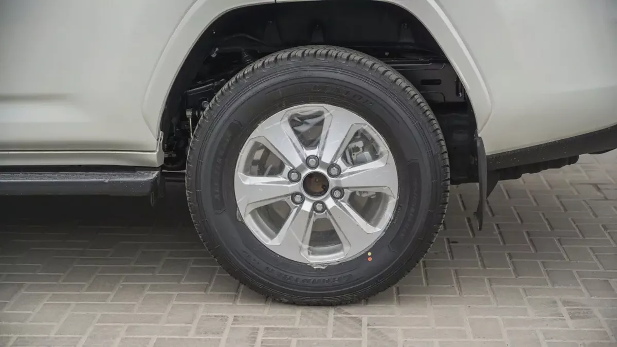 Toyota LC300 3.5L GXR TT Standard GCC 2026 Brand New For Export-6-6