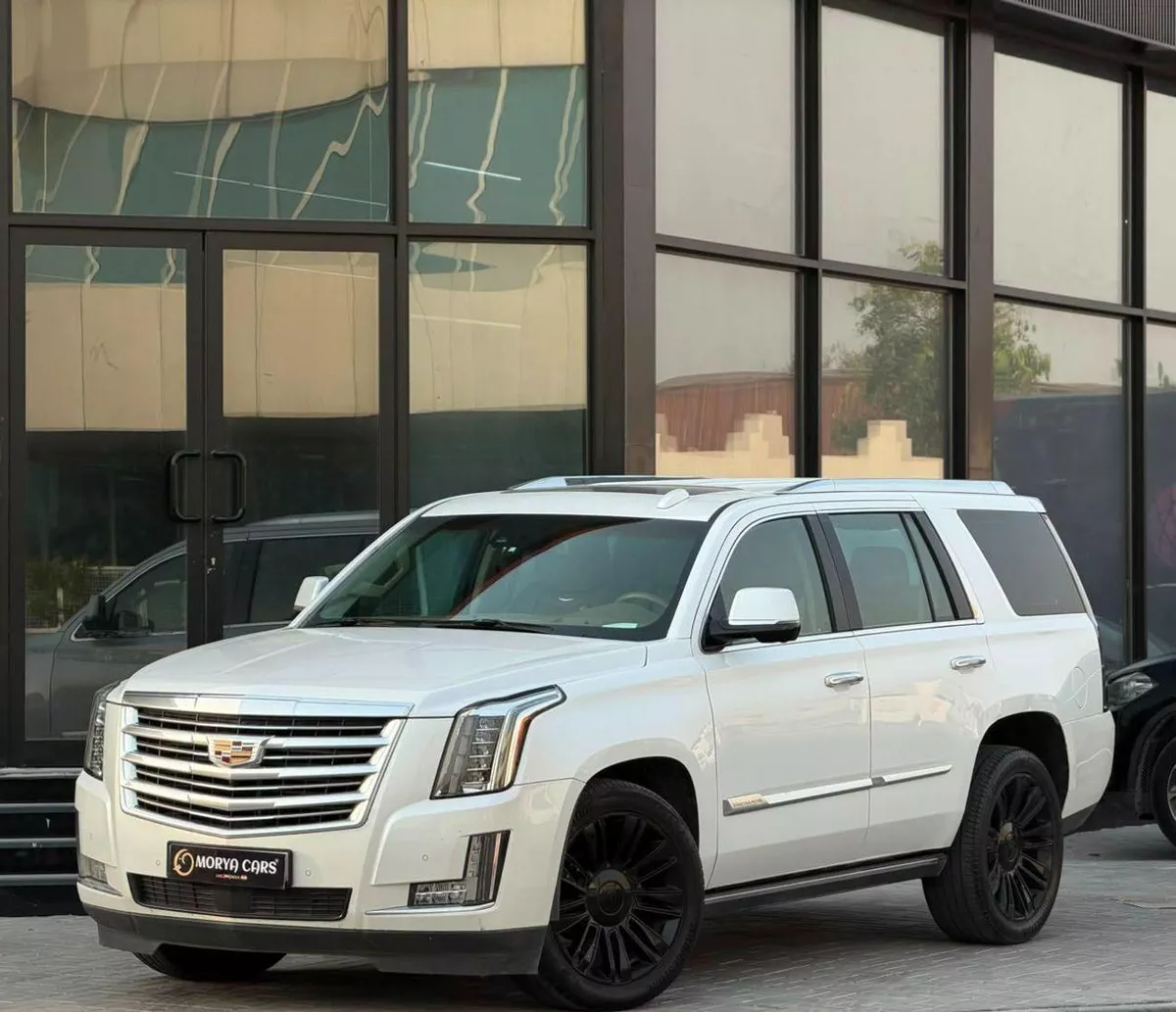 Cadillac Escalade PLATINUM-2-0