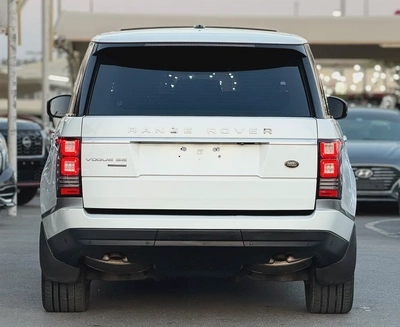 2015 Range Rover Vouge SE GCC Specs-1