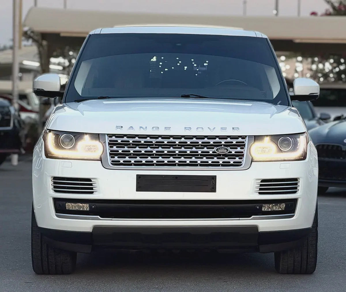 2015 Range Rover Vouge SE GCC Specs