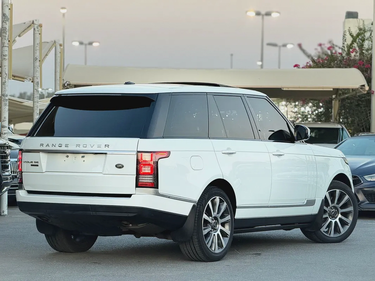 2015 Range Rover Vouge SE GCC Specs-5-5