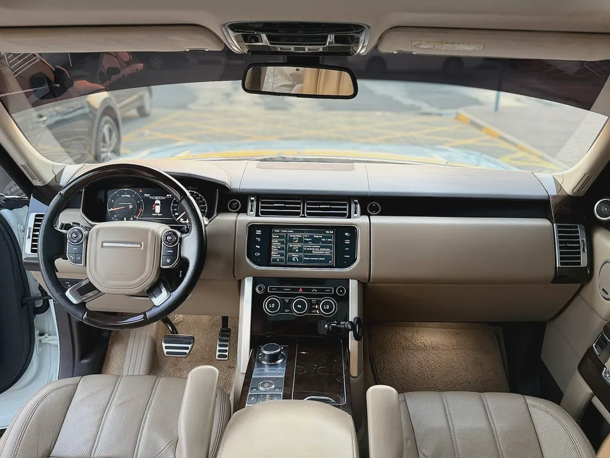 2015 Range Rover Vouge SE GCC Specs-6-6