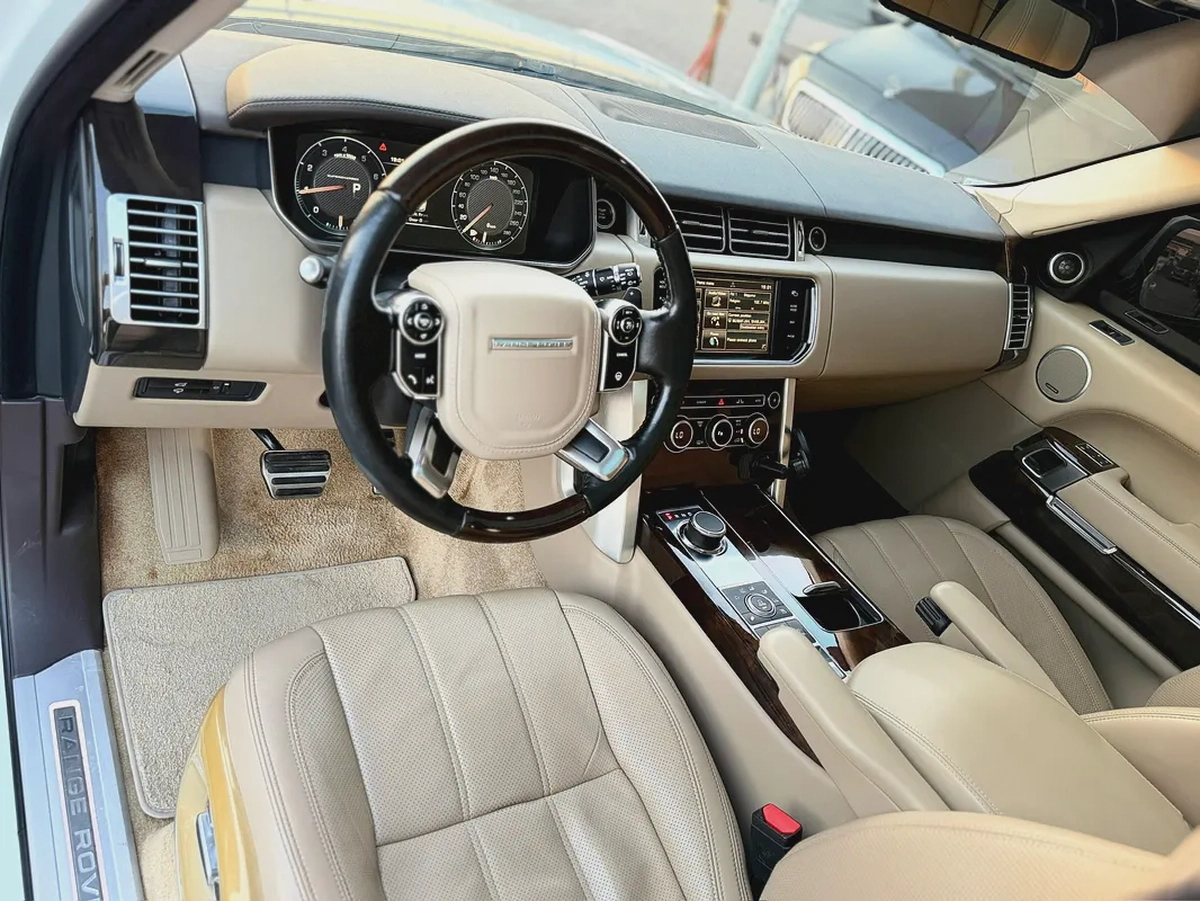 2015 Range Rover Vouge SE GCC Specs-8-8