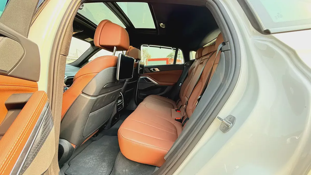 WARRANTY 1 YEAR / 20,000KMS | GCC | 3.0L M-SPORT | AED 2,833 PM-19-19