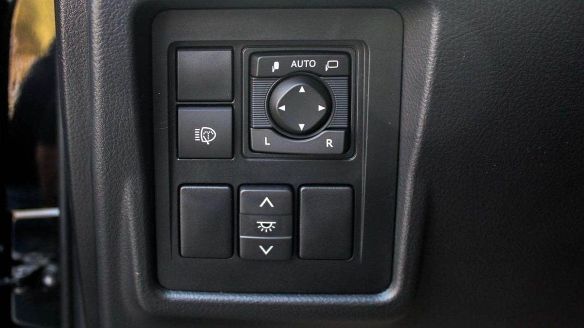 Toyota Prado PRADO VX 4.0L V6 PETROL-10-0