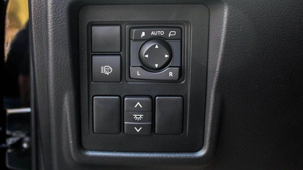 Toyota Prado PRADO VX 4.0L V6 PETROL