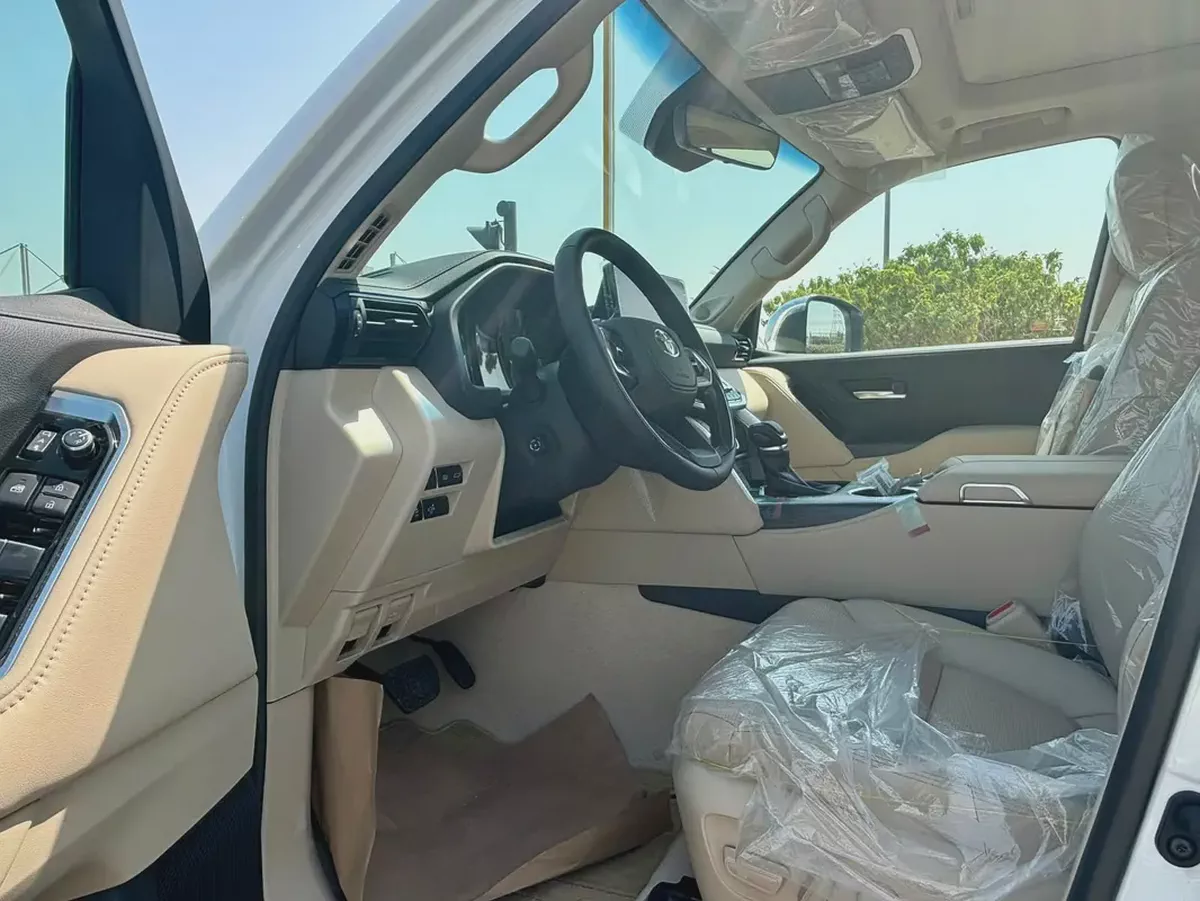 Brand New 2026 Toyota Land Cruiser VXR | GCC Specs | Zero Mileage-12-12