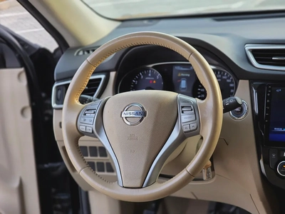 Nissan X-Trail 2017 SV | GCC Specs | Well Maintained-7