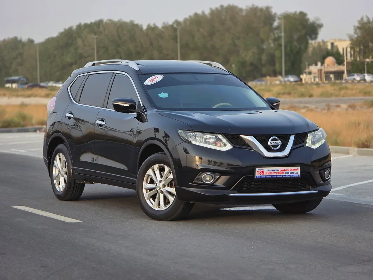 Nissan X-Trail 2017 SV | GCC Specs | Well Maintained-2-2
