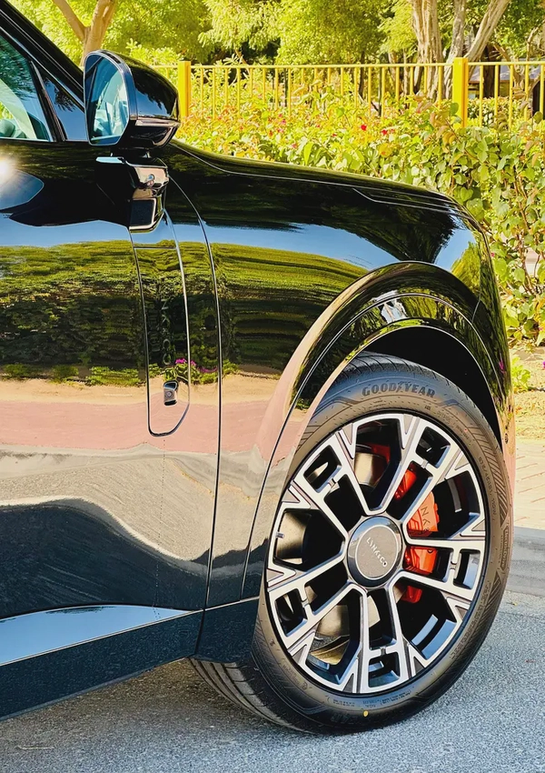 Lynk  Co 900 Ultra 2.0