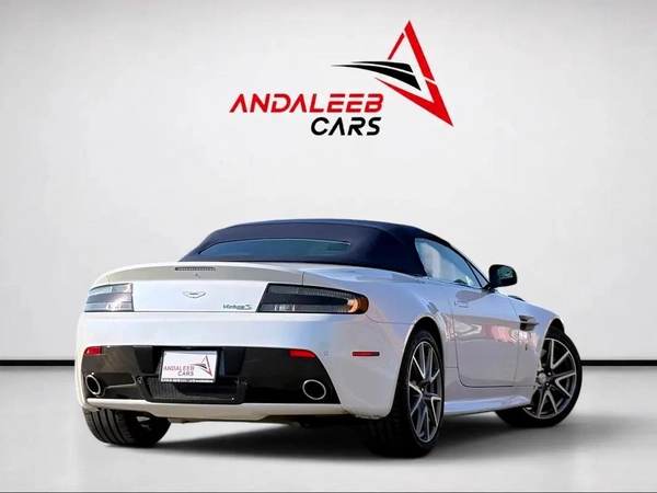 ASTON MARTIN VANTAGE S Cabriolet | 4.7L V8 | 2014 | GCC SPECS