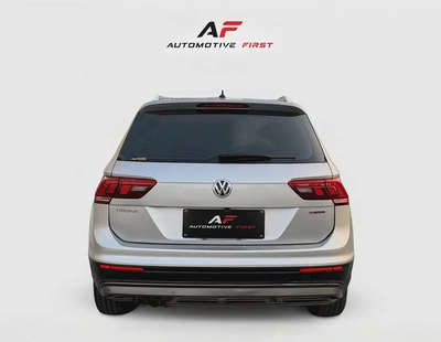 2018 Volkswagen Tiguan SEL 2.0L - Excellent Condition!-13