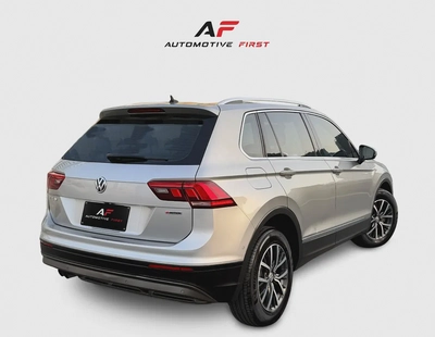 2018 Volkswagen Tiguan SEL 2.0L - Excellent Condition!-14