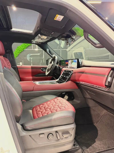 Nissan Patrol SE Platinum City 2025 GCC Specs-16