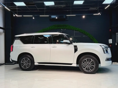 Nissan Patrol SE Platinum City 2025 GCC Specs-4