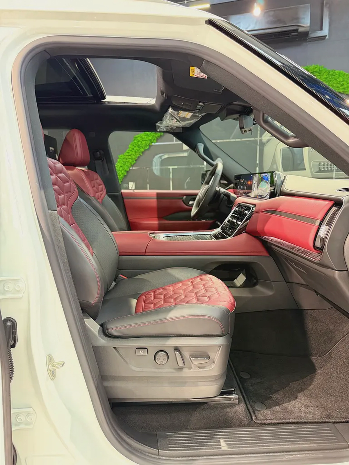 Nissan Patrol SE Platinum City 2025 GCC Specs-15-15