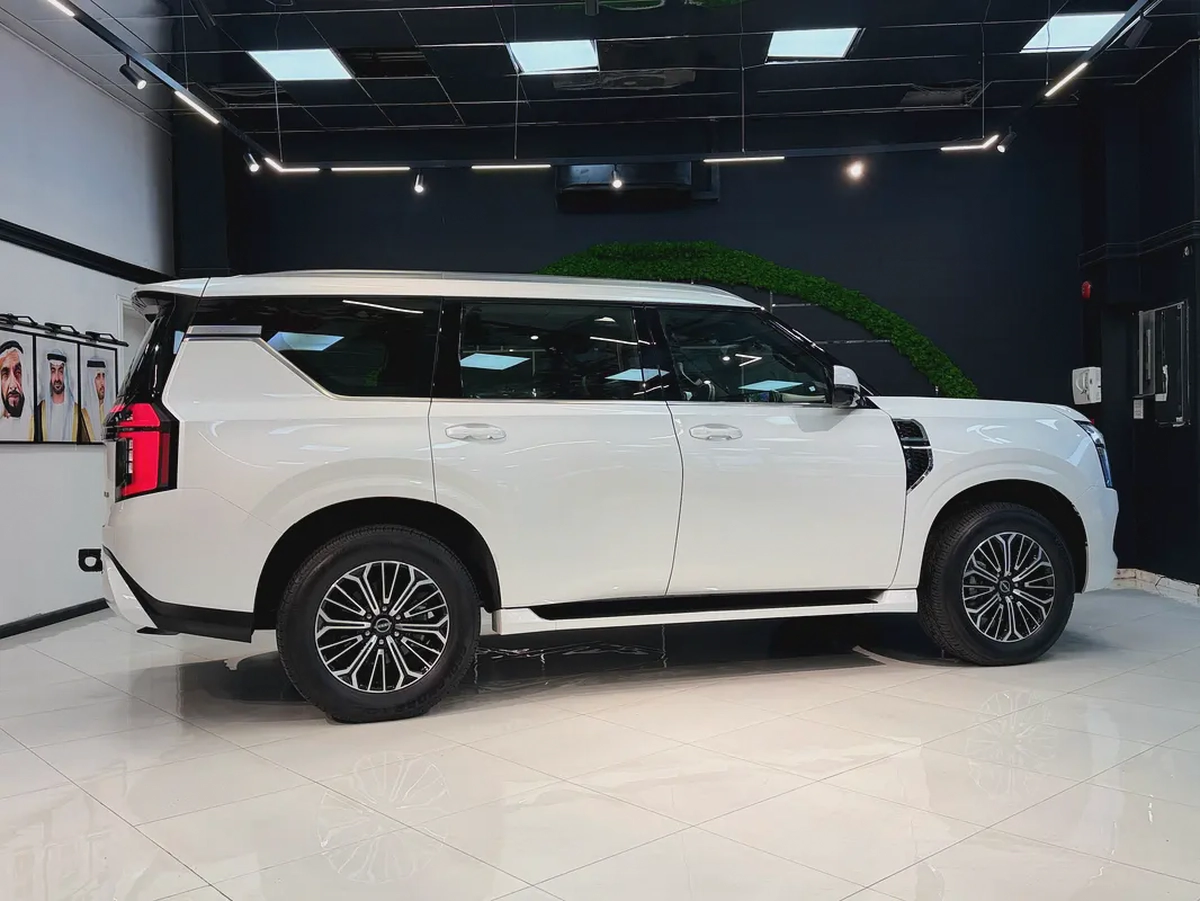 Nissan Patrol SE Platinum City 2025 GCC Specs-8-8