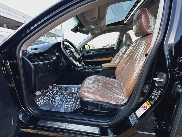 لكزس ES350 2026 خليجى فل اوبشن لا تحتاج اى مصروف نهائى محركات وكاله