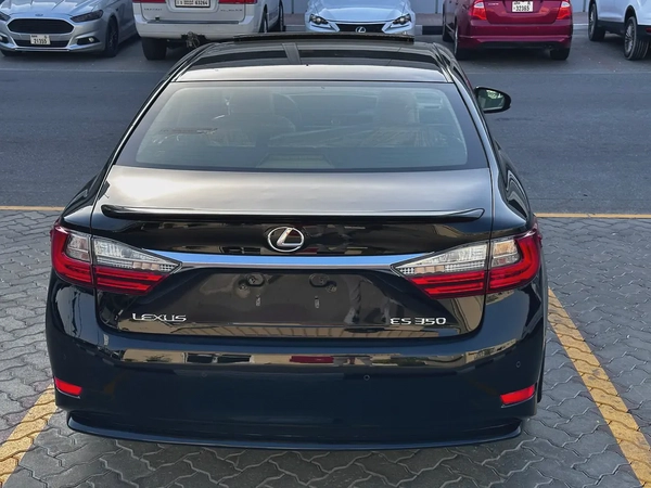 لكزس ES350 2026 خليجى فل اوبشن لا تحتاج اى مصروف نهائى محركات وكاله