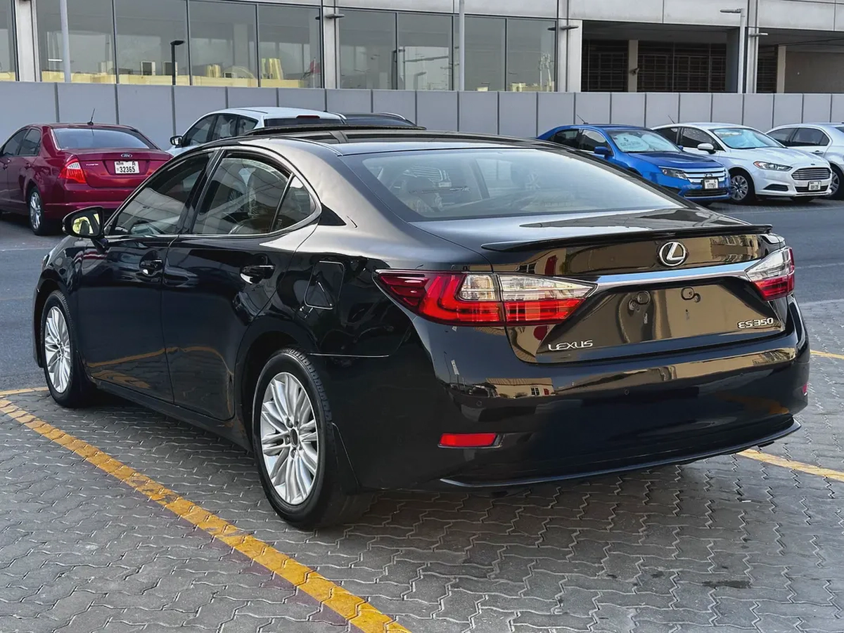 لكزس ES350 2026 خليجى فل اوبشن لا تحتاج اى مصروف نهائى محركات وكاله-4-4