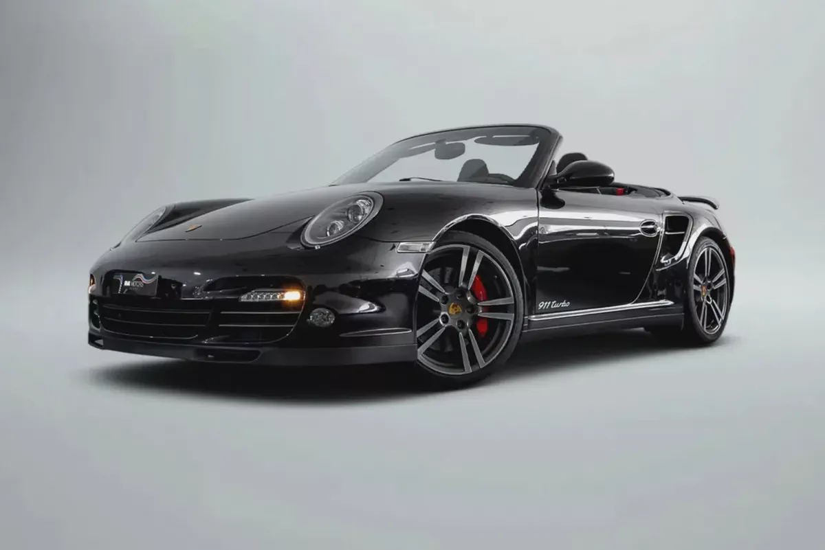 CASH ONLY: 409,000 AED | 2010 Porsche 997.2 911 Turbo-4-4