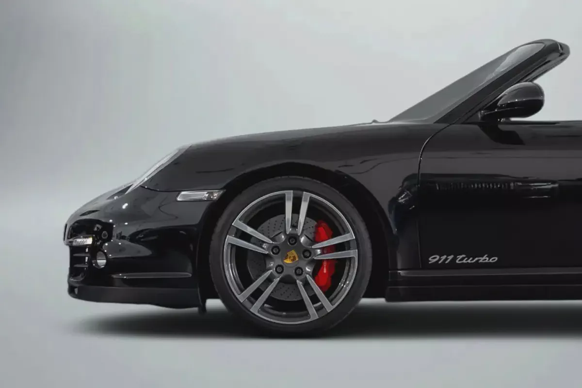 CASH ONLY: 409,000 AED | 2010 Porsche 997.2 911 Turbo-5-5