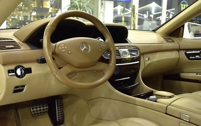 Mercedes Benz CL63 AMG ( 2011 Model ) in White Color GCC Specs-4