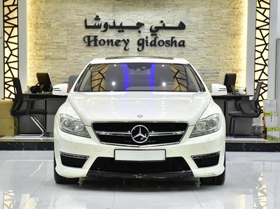 Mercedes Benz CL63 AMG ( 2011 Model ) in White Color GCC Specs-7