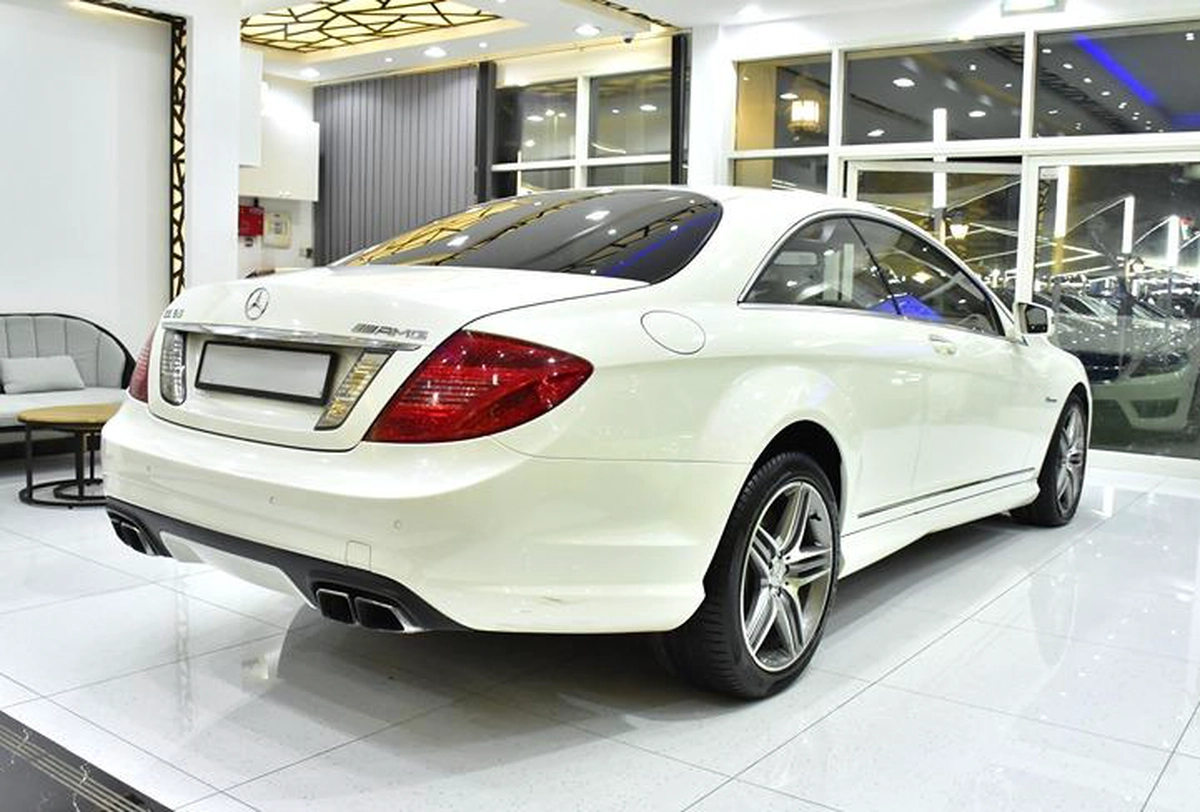 Mercedes Benz CL63 AMG ( 2011 Model ) in White Color GCC Specs-2-2
