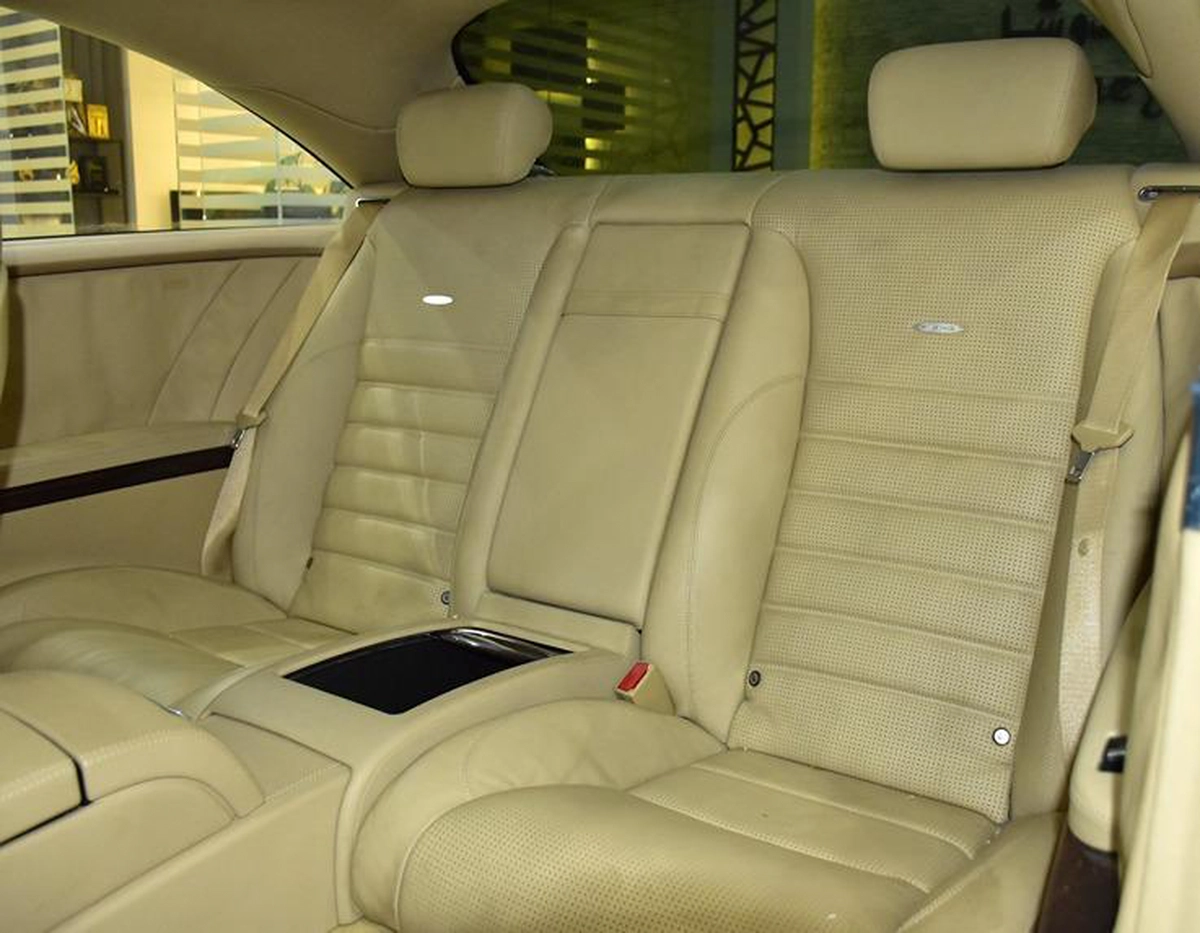 Mercedes Benz CL63 AMG ( 2011 Model ) in White Color GCC Specs-1-1
