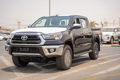 TOYOTA HILUX SR5 2.7 MODEL 2025 GCC AUTOMATIC FULL OPTION-0
