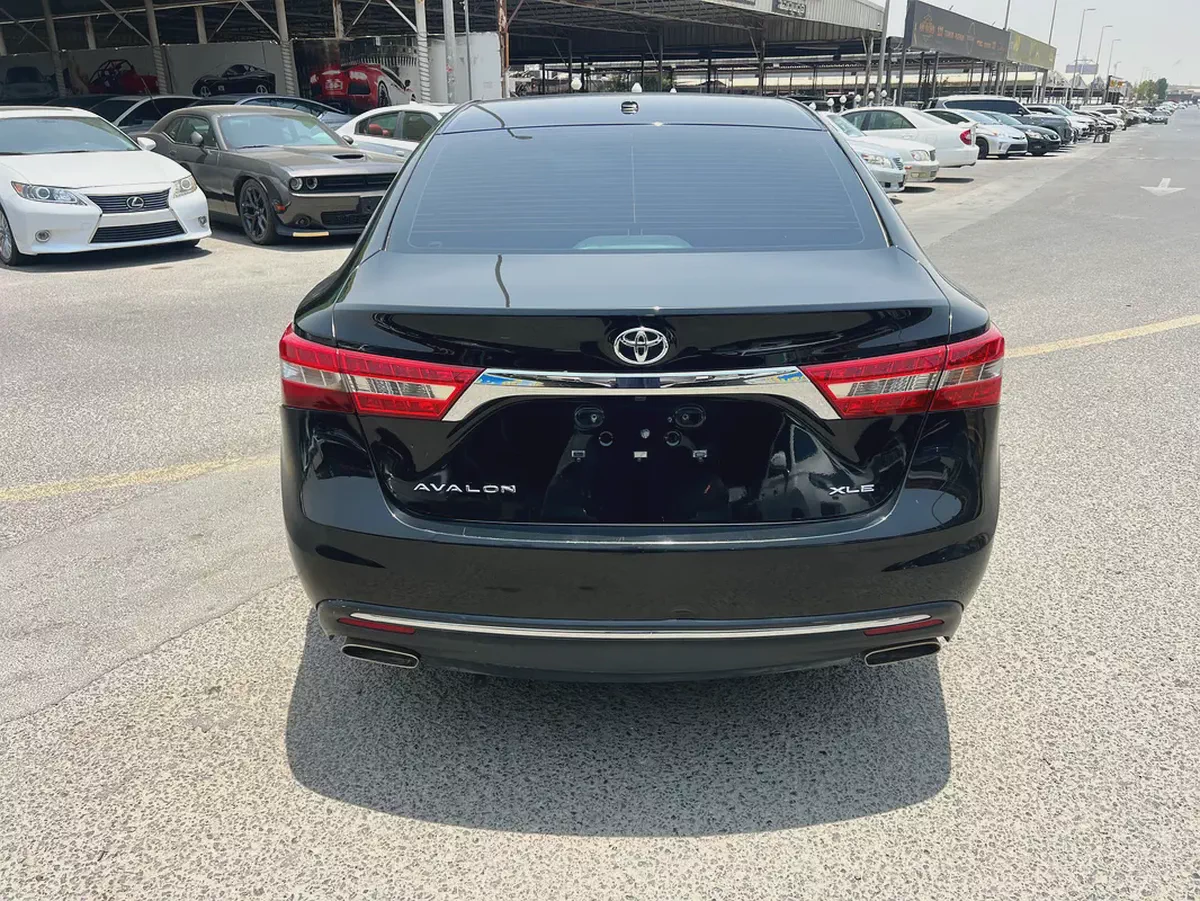 Toyota Avalon Limited 2018 | American Specs | Pristine Condition-7-7