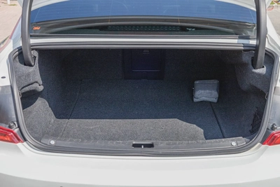 Volvo S90 2017-13