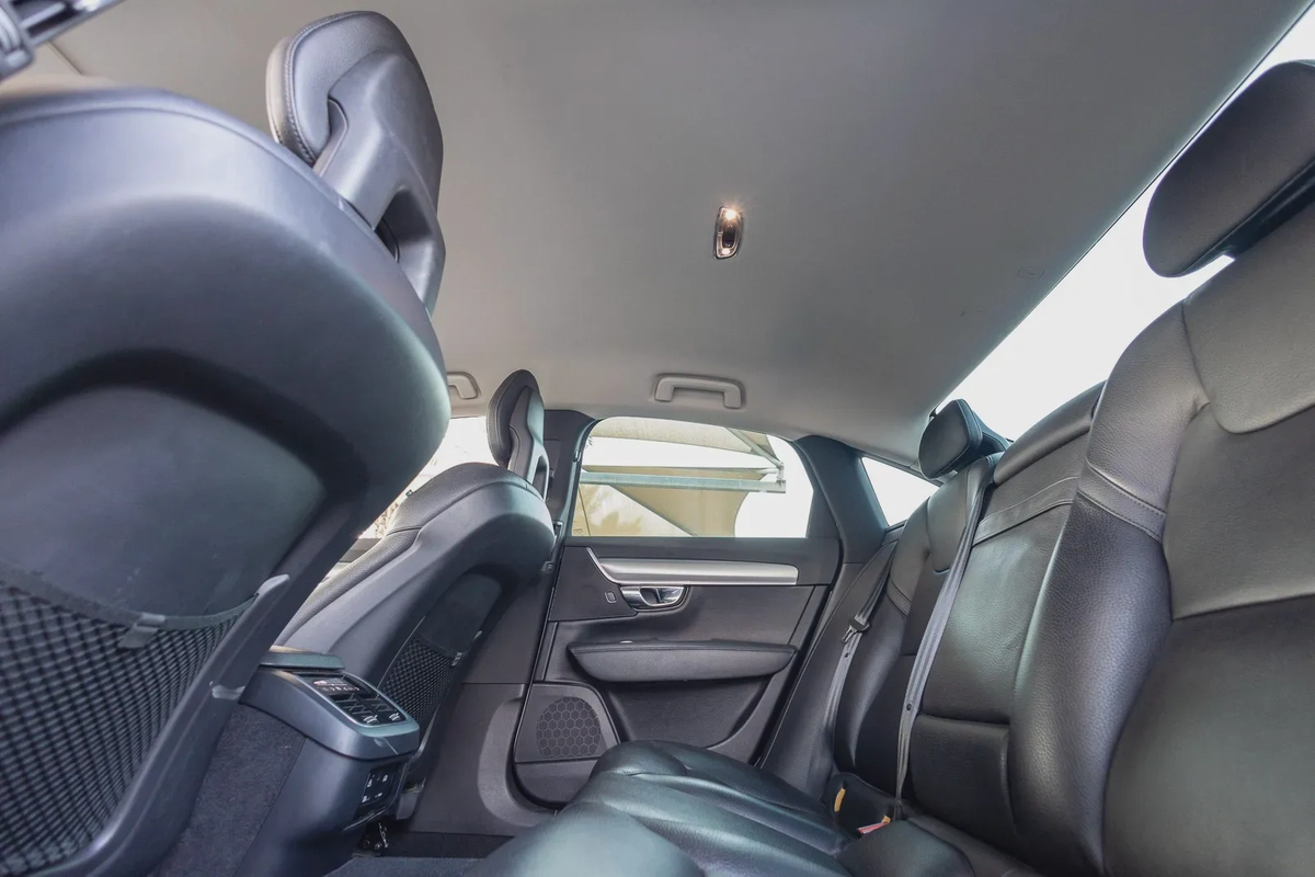Volvo S90 2017-14-14