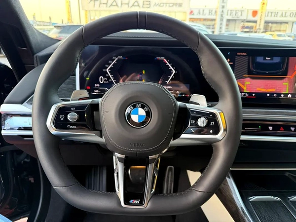 BMW 7-Series 735i M KIT 2026 - GCC Specs -