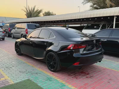 Lexus IS 200t 2016 | Japanese Specs | Clean Condition-2
