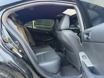 Lexus IS 200t 2016 | Japanese Specs | Clean Condition-8