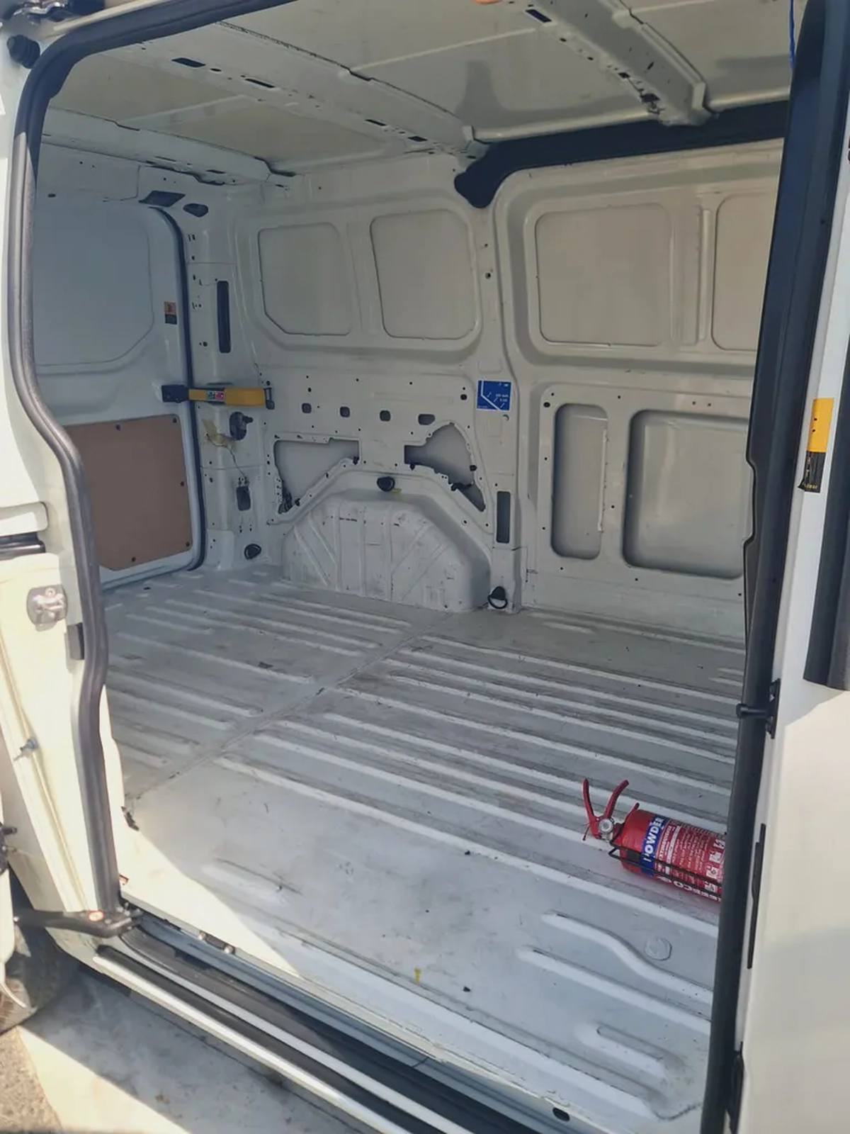 FORD TRANSIT, GCC, MINT CONDITION-7-7